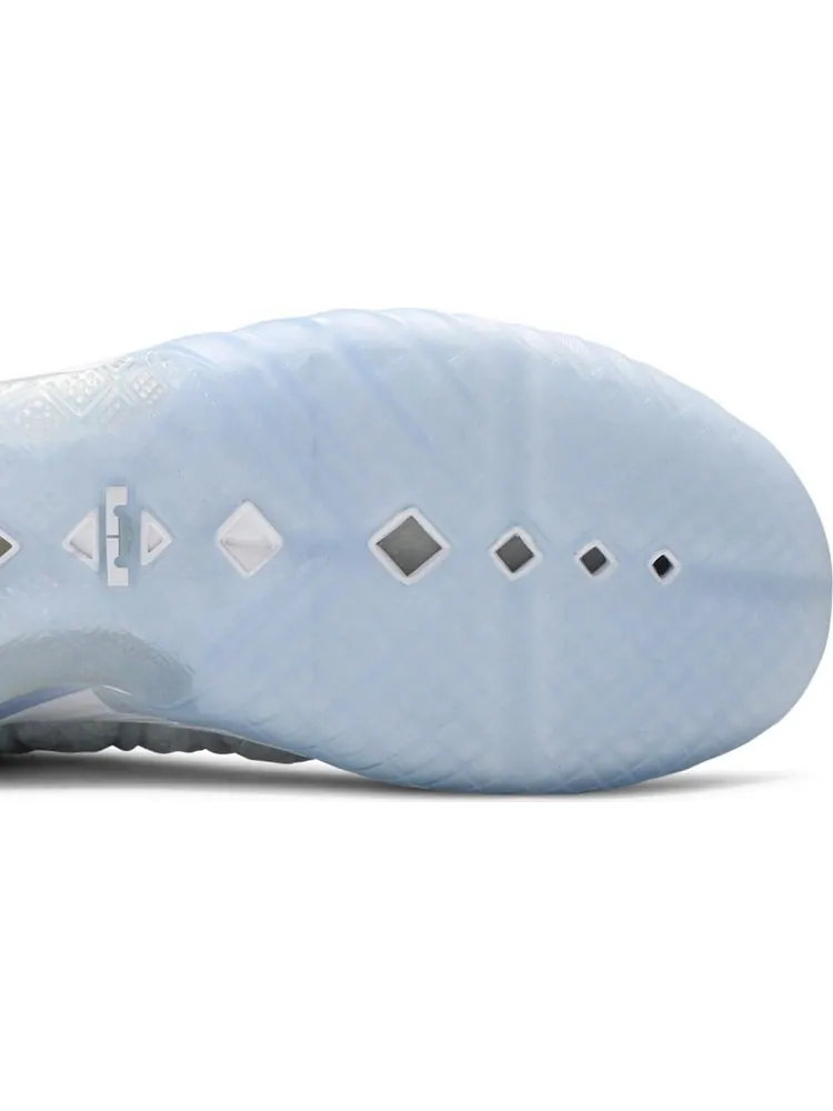 Кроссовки Nike LeBron 18 'Play for the Future' — изображение 5 из 8, синий