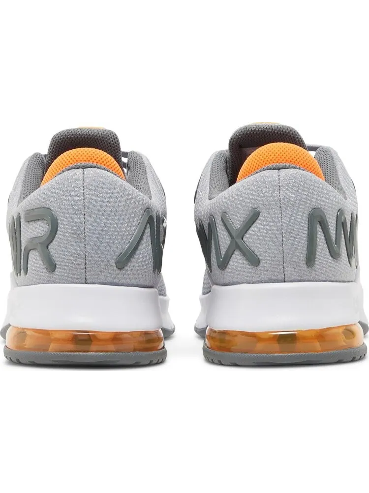 Кроссовки Nike Air Max Alpha Trainer 4 'Wolf Grey Total Orange' — изображение 6 из 8, серый