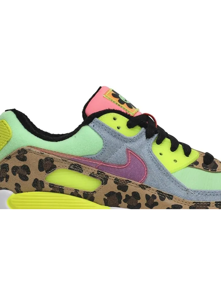 Кроссовки Nike Wmns Air Max 90 LX 'Illusion Green' — изображение 2 из 8, зеленый