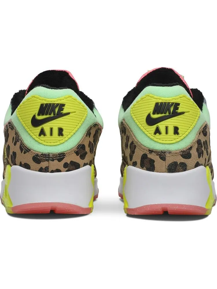 Кроссовки Nike Wmns Air Max 90 LX 'Illusion Green' — изображение 6 из 8, зеленый