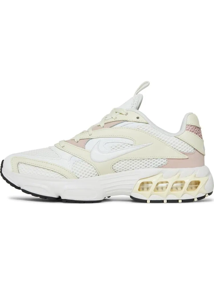 Кроссовки Nike Wmns Zoom Air Fire 'Coconut Milk' — изображение 3 из 8, бежевый
