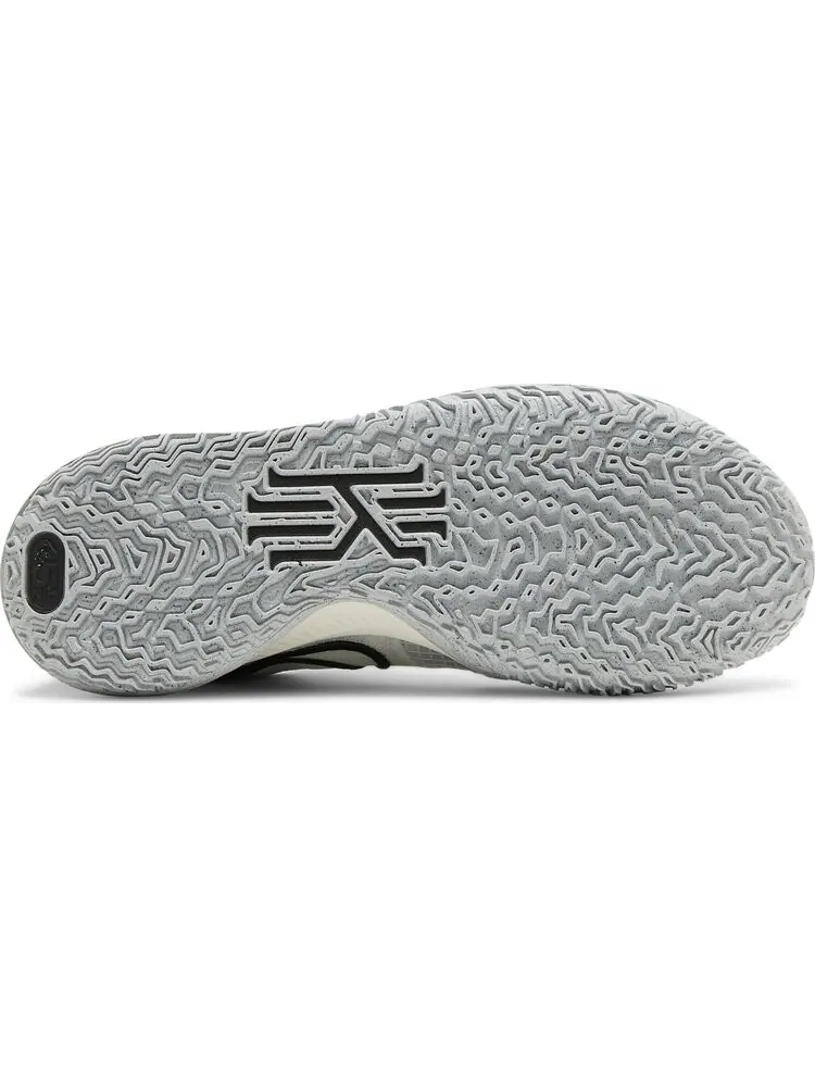Кроссовки Nike Kyrie Low 4 'Grey Fog Sapphire' — изображение 4 из 8, серый