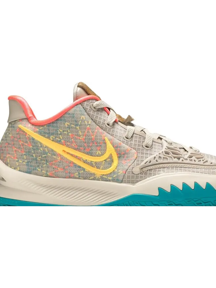 Кроссовки Nike Kyrie Low 4 'N7' — изображение 2 из 8, бежевый