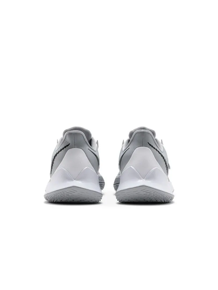 Кроссовки Nike Kyrie Low 3 TB 'Wolf Grey' — изображение 7 из 9, серый/черный/белый