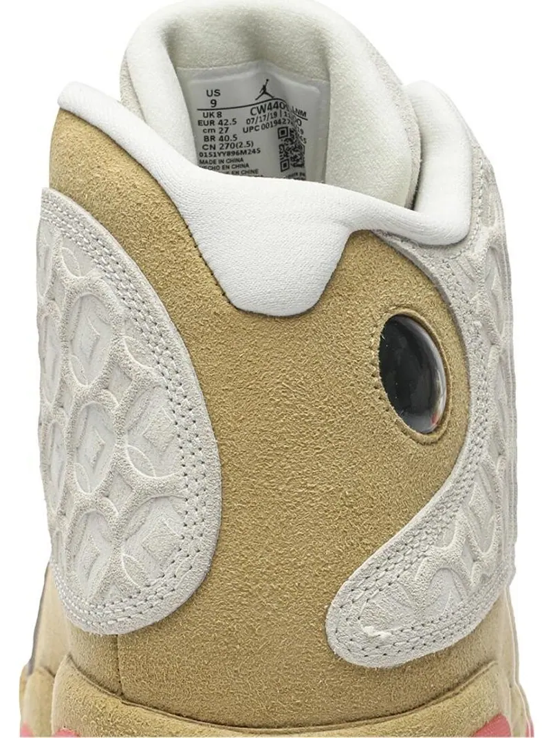 Кроссовки Air Jordan 13 Retro Chinese New Year — изображение 7 из 8, загар