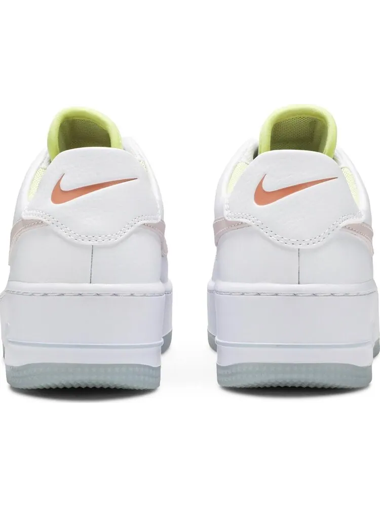 Кроссовки Nike Wmns Air Force 1 Sage Low 'One of One' — изображение 6 из 8, белый