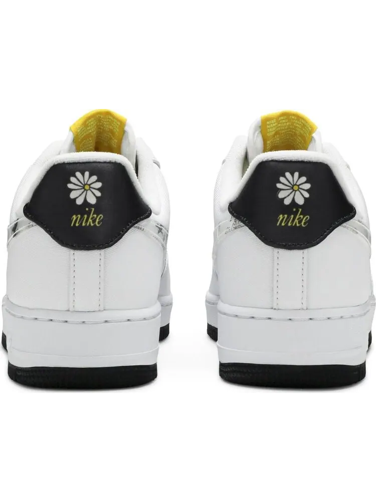 Кроссовки Nike Air Force 1 '07 LV8 'Daisy Pack — изображение 6 из 8, белый