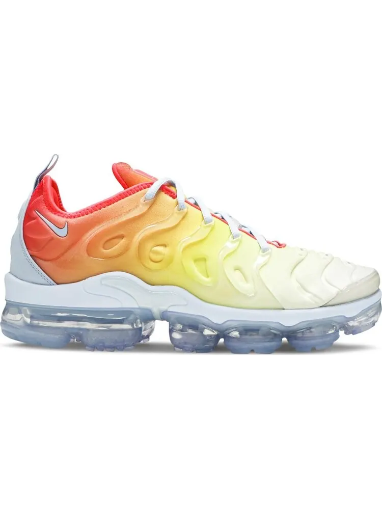 Кроссовки Nike Wmns Air VaporMax Plus 'Sunrise' — изображение 1 из 8, оранжевый