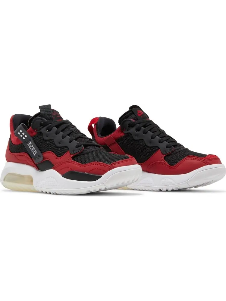 Кроссовки Wmns Jordan MA2 Bred — изображение 8 из 8, красный