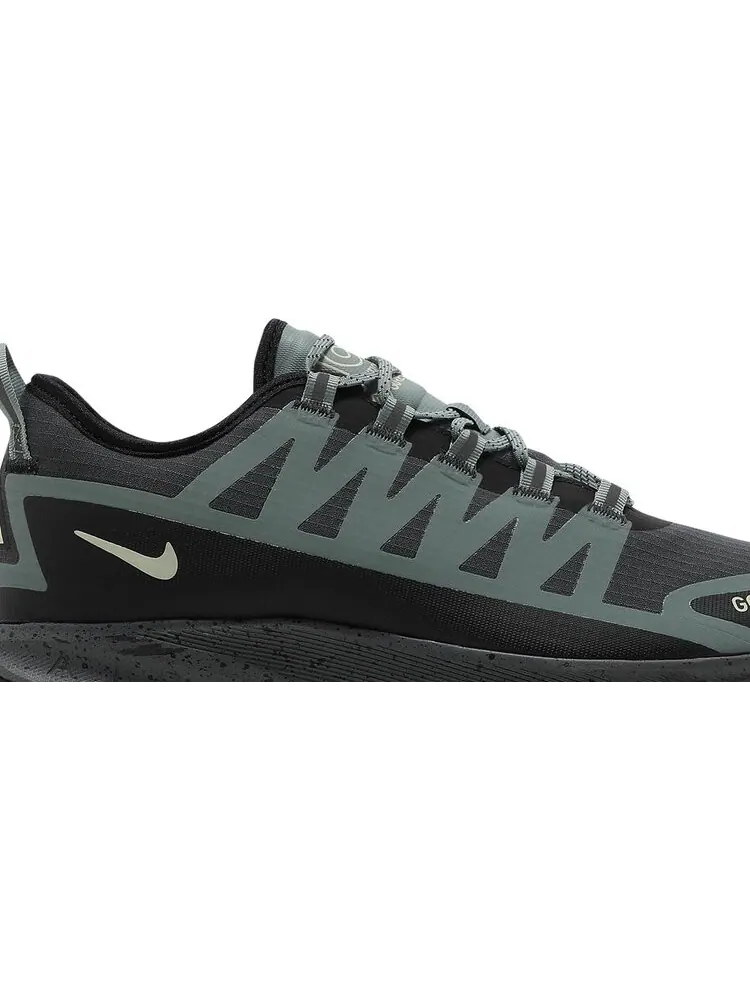 Кроссовки Nike ACG Air Nasu Gore-Tex 'Clay Green' — изображение 2 из 8, зеленый