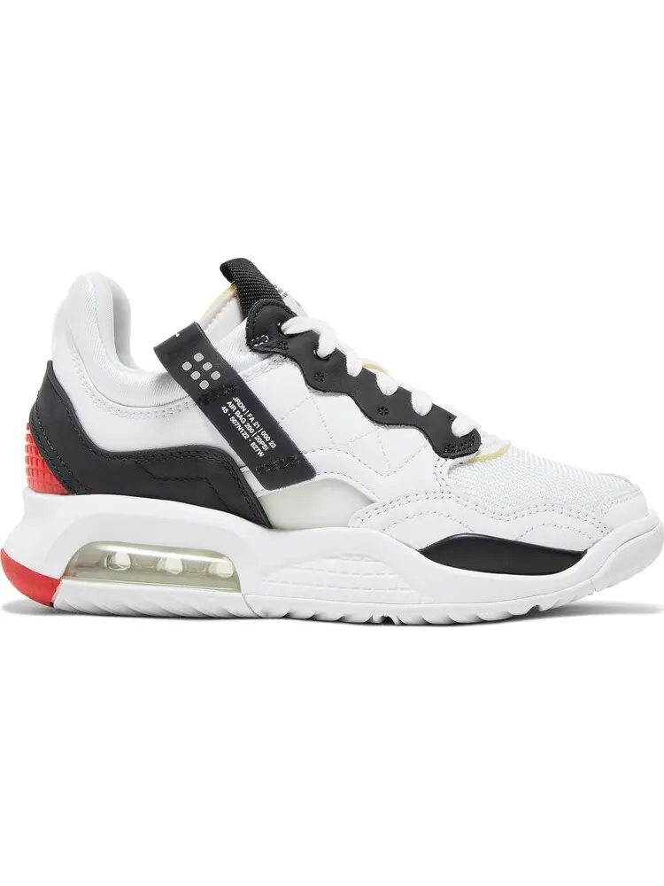 Кроссовки Jordan MA2 GS Light Smoke Grey University Red — изображение 1 из 8, белый