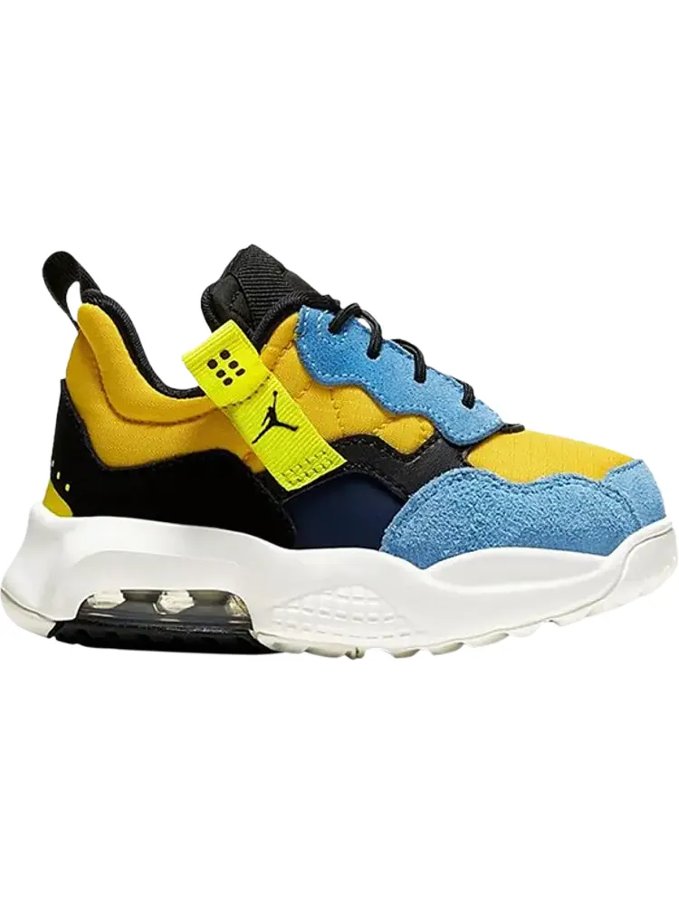Кроссовки Jordan MA2 TD University Gold — изображение 1 из 1, желтый