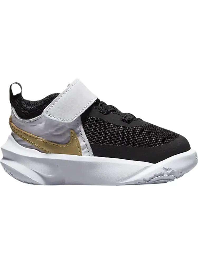 Кроссовки Nike Team Hustle D10 TD 'Black White Metallic Gold' — изображение 1 из 1, черный