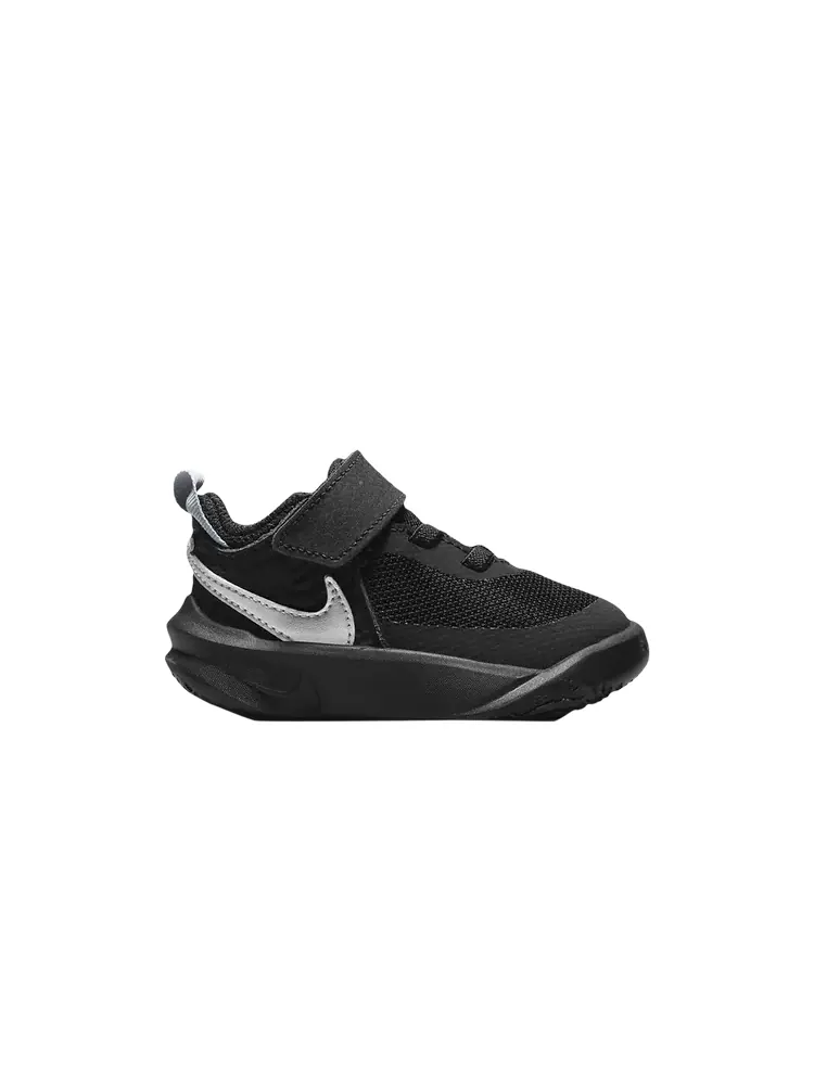 Кроссовки Nike Team Hustle D10 TD — изображение 1 из 1, черный
