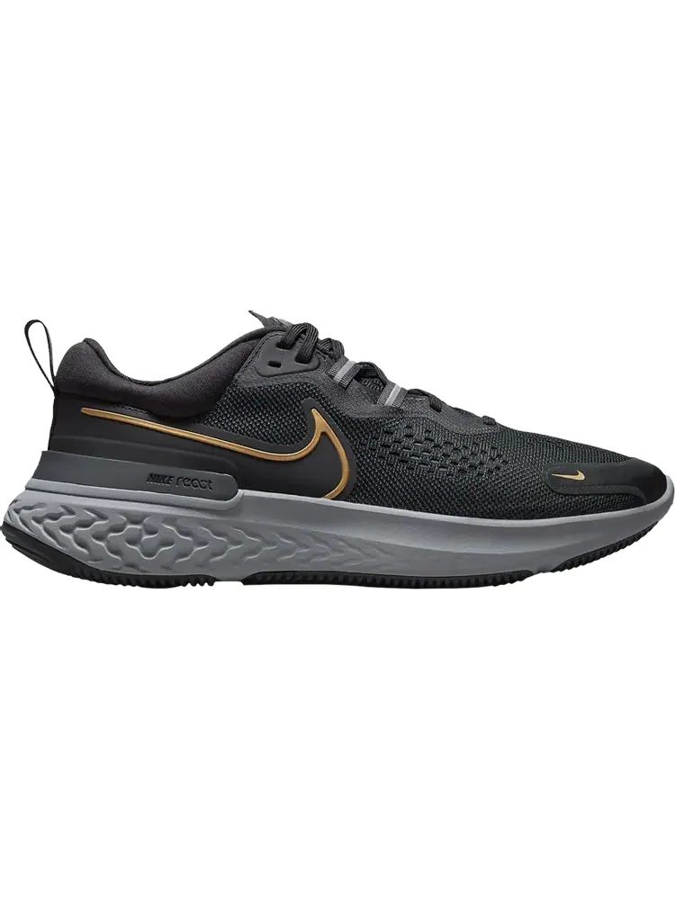 Кроссовки Nike React Miler 2 'Black Metallic Gold' — изображение 1 из 1, черный