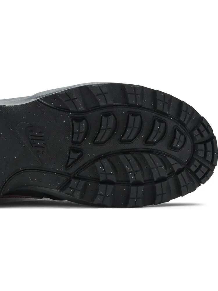 Ботинки Nike Manoa Leather SE 'Black Active Fuschia' — изображение 5 из 8, черный
