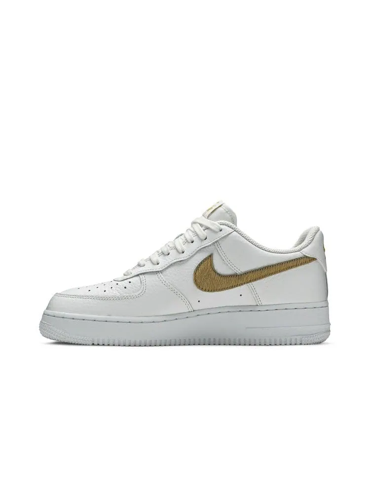 Кроссовки Nike Air Force 1 Low 'Club Gold Swoosh' — изображение 4 из 9, белый/золотистый