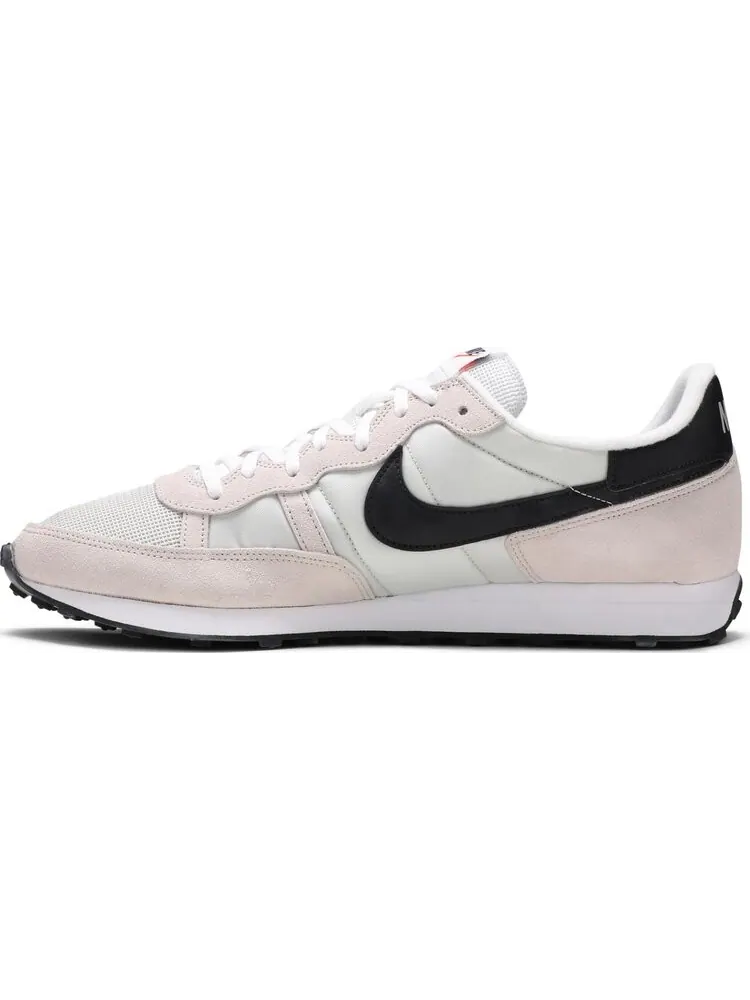 Кроссовки Nike Challenger OG 'Light Bone' — изображение 3 из 8, белый