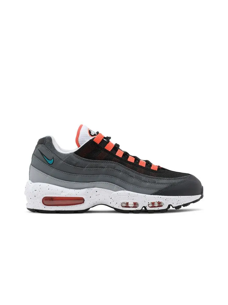 Кроссовки Nike Air Max 95 'Black Speckled' — изображение 2 из 9, черный/оранжевый/белый