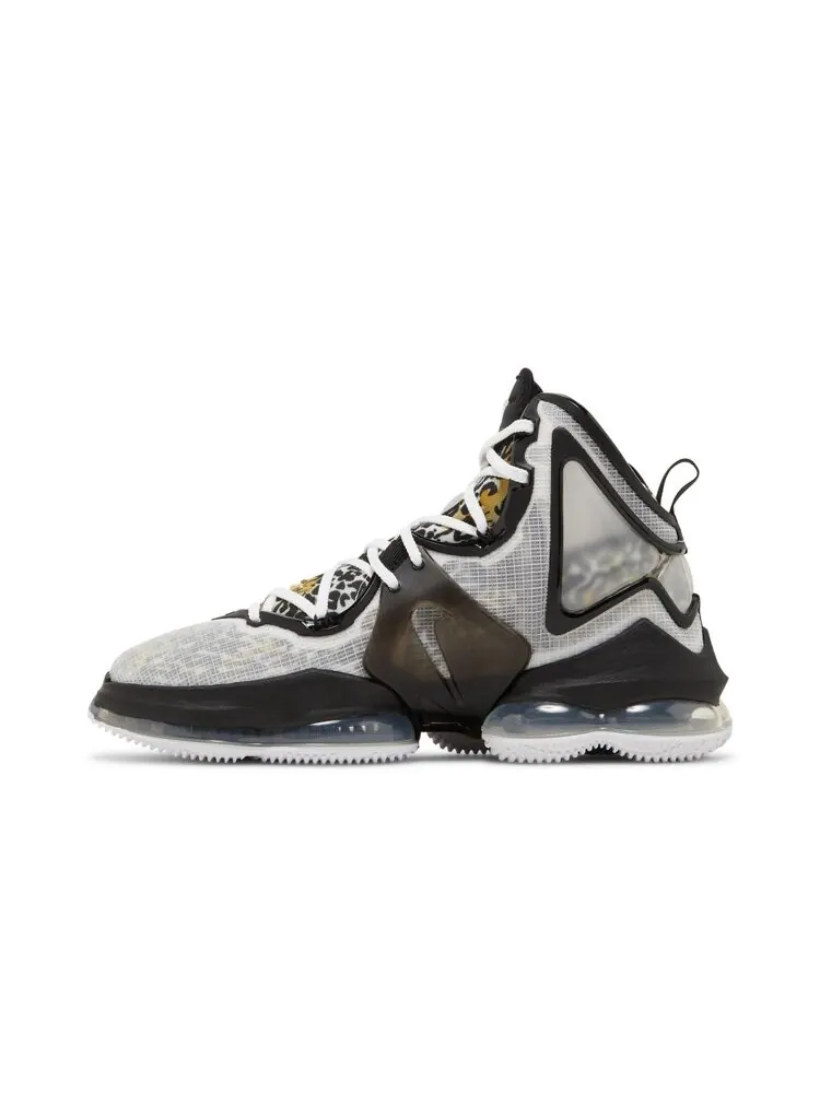 Кроссовки Nike LeBron 19 — изображение 3 из 4, белый