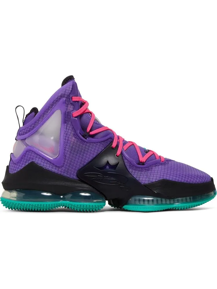 Кроссовки Nike LeBron 19 'DJ Bron' — изображение 1 из 8, фиолетовый