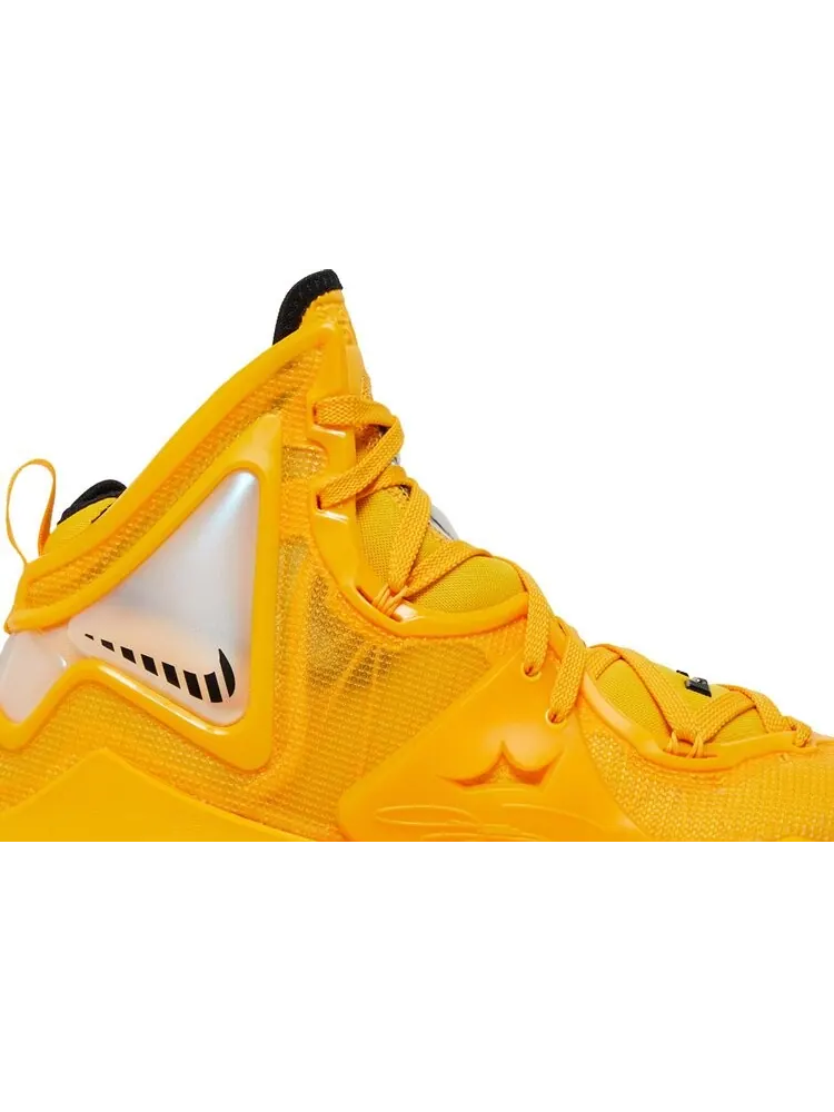 Кроссовки Nike LeBron 19 'Hard Hat' — изображение 2 из 8, желтый