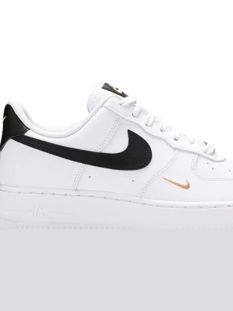 Кроссовки Nike Air Force 1 '07 Essential White Black — изображение 2 из 8, белый