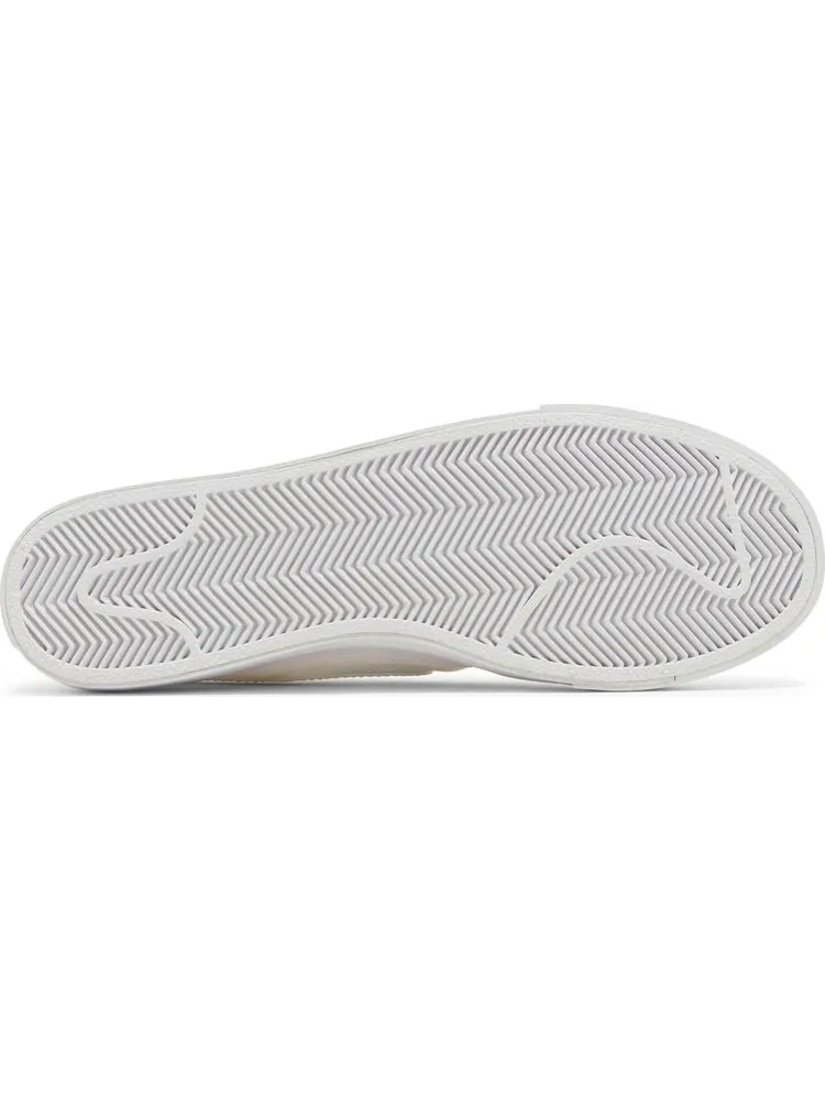 Кроссовки Nike Wmns Court Legacy Canvas 'Triple White' — изображение 4 из 8, белый