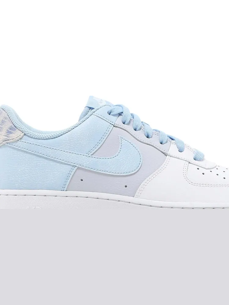 Кроссовки Nike Air Force 1 '07 LV8 'Psychic Blue' — изображение 2 из 8, белый