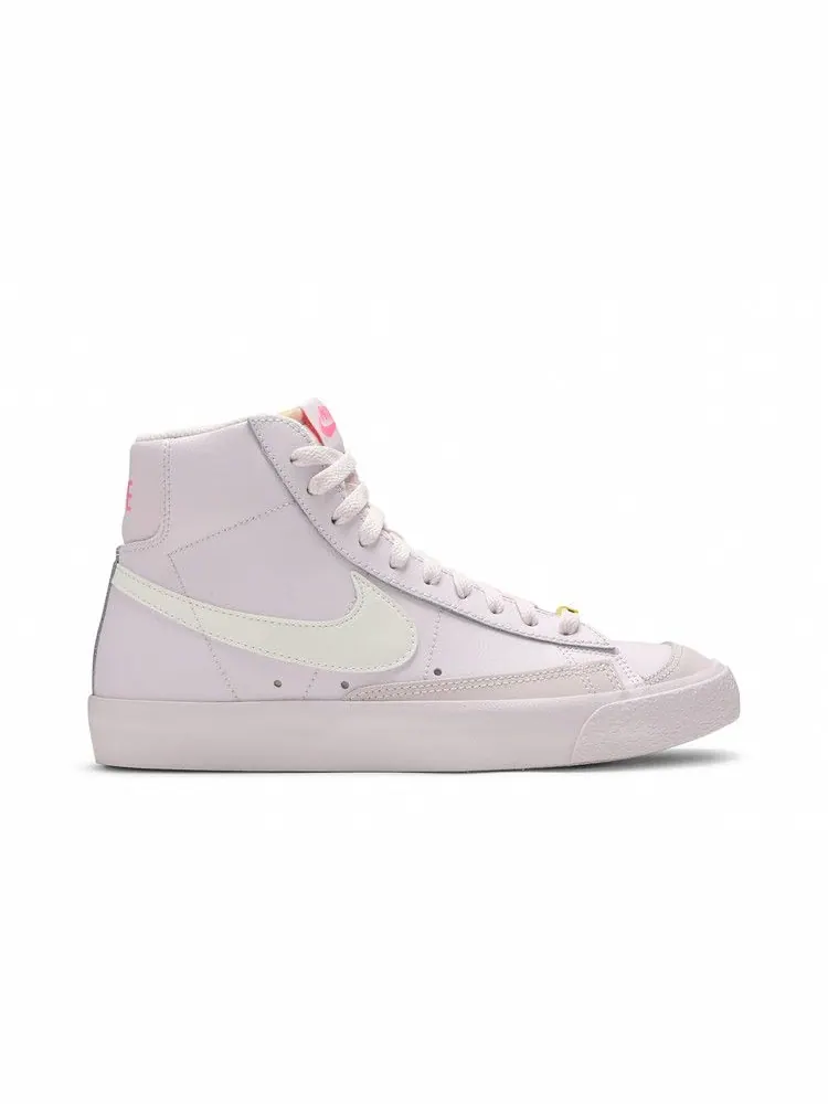 Кроссовки Nike Wmns Blazer Mid 77 'Digital Pink' — изображение 2 из 9