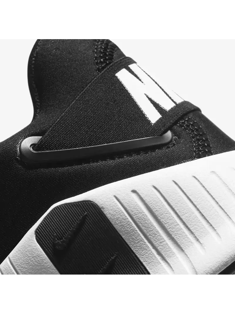 Кроссовки Nike Free Metcon 4 — изображение 7 из 7, черный/белый