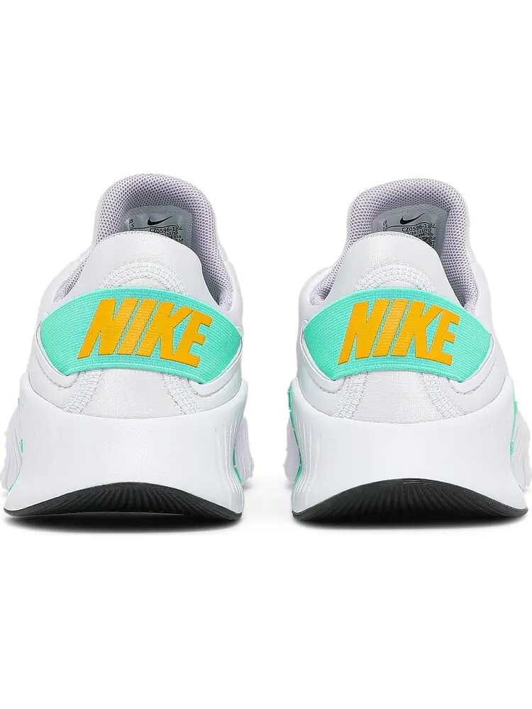 Кроссовки Nike Wmns Free Metcon 4 'White Green Glow' — изображение 6 из 8, белый