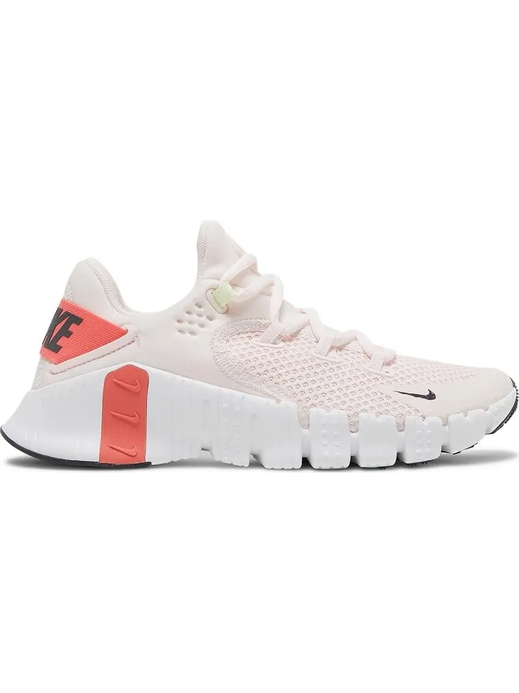 Кроссовки Nike Wmns Free Metcon 4 'Light Soft Pink Magic Ember' — изображение 1 из 8, розовый