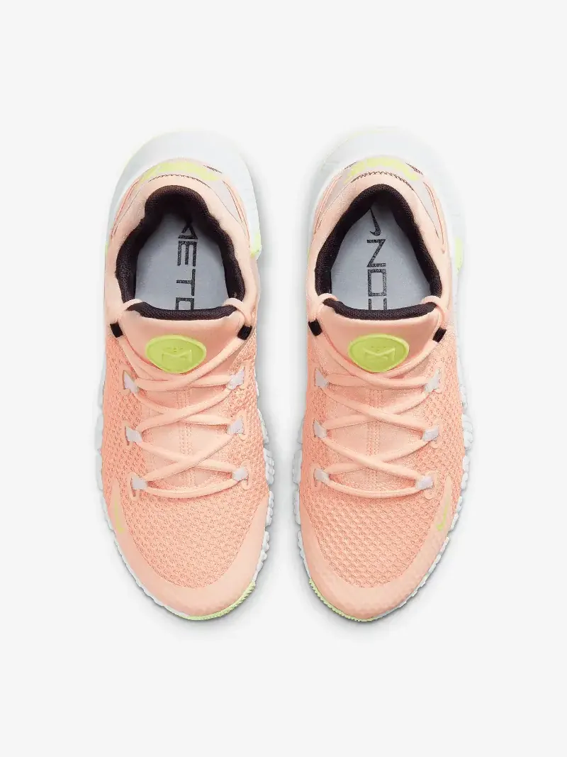 Кроссовки Nike Free Metcon 4 — изображение 4 из 7, светло-коралловый/белый
