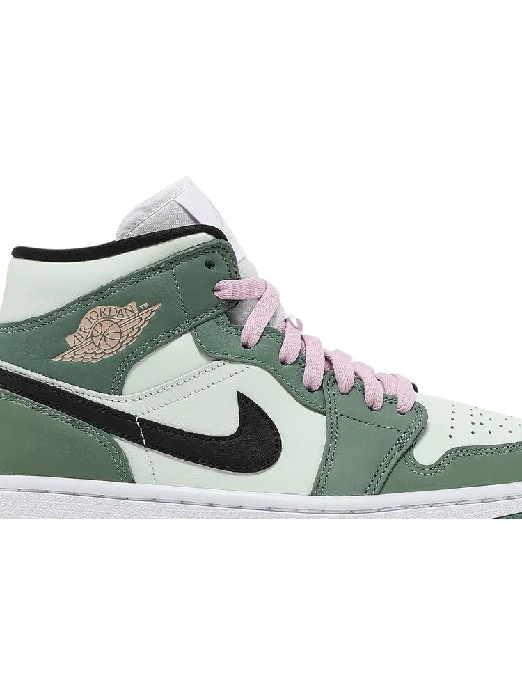 Кроссовки Wmns Air Jordan 1 Mid SE Dutch Green — изображение 2 из 8, зеленый