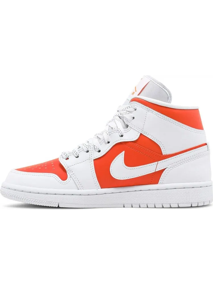 Кроссовки Wmns Air Jordan 1 Mid SE Bright Citrus — изображение 3 из 8, оранжевый