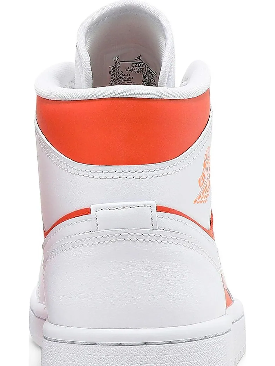 Кроссовки Wmns Air Jordan 1 Mid SE Bright Citrus — изображение 7 из 8, оранжевый