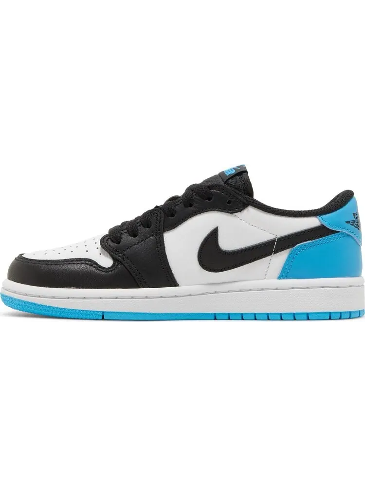 Кроссовки Wmns Air Jordan 1 Retro Low OG UNC — изображение 3 из 8, синий