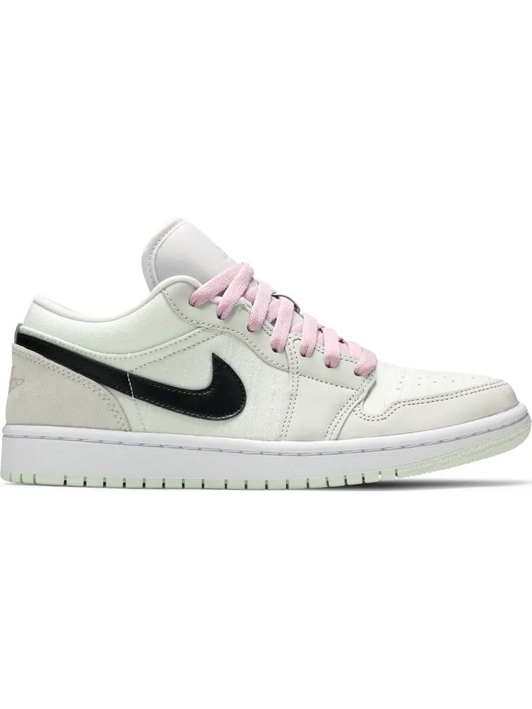 Кроссовки Wmns Air Jordan 1 Low SE Barely Green — изображение 1 из 8, зеленый