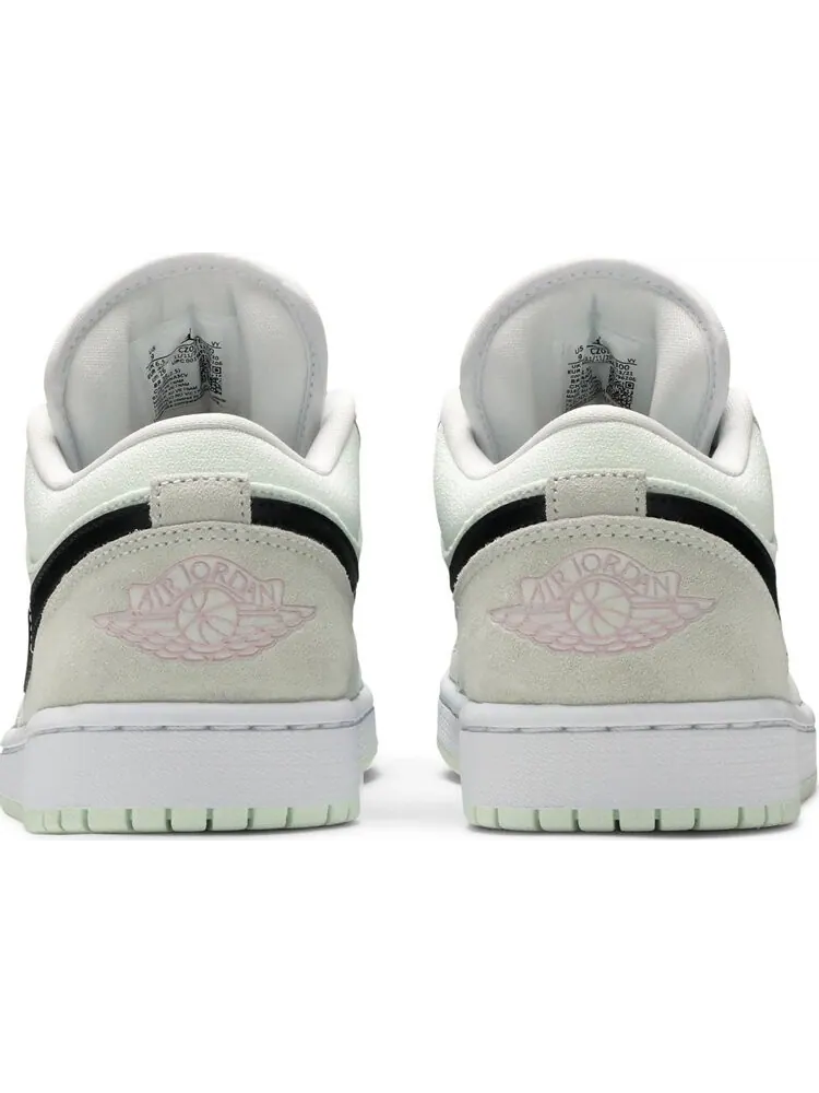 Кроссовки Wmns Air Jordan 1 Low SE Barely Green — изображение 6 из 8, зеленый