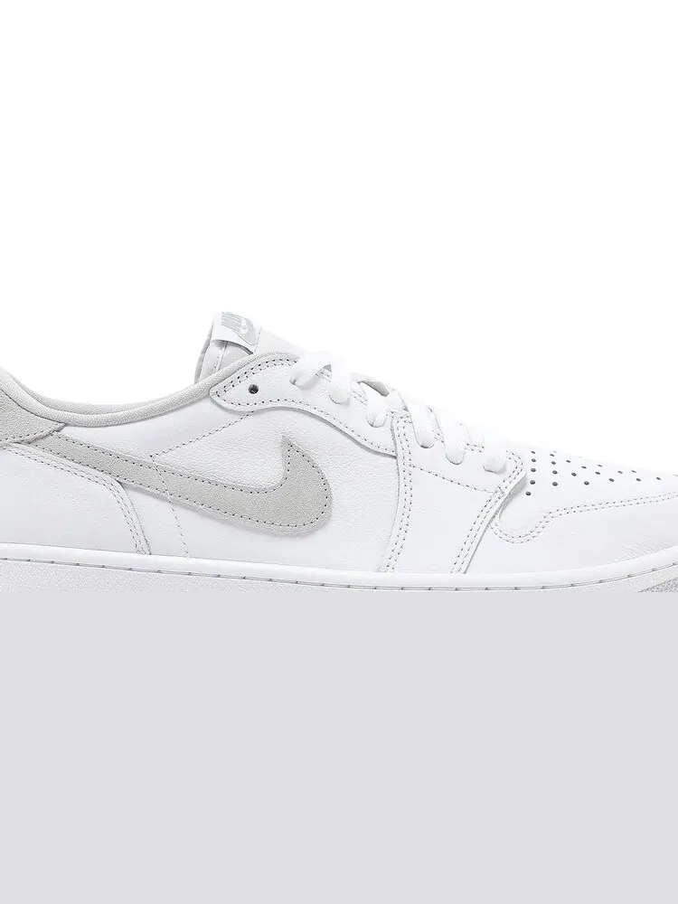 Кроссовки Air Jordan 1 Retro Low OG Neutral Grey 2021 — изображение 2 из 10, серый