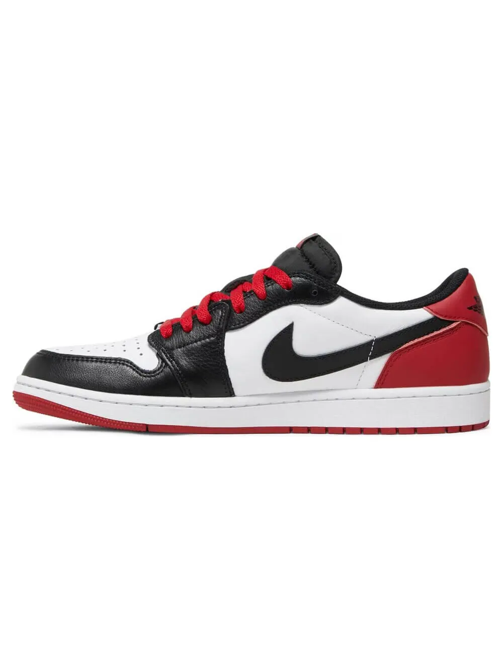 Кроссовки Nike Air Jordan 1 Retro Low OG Black Toe — изображение 2 из 10, белый/красный/черный