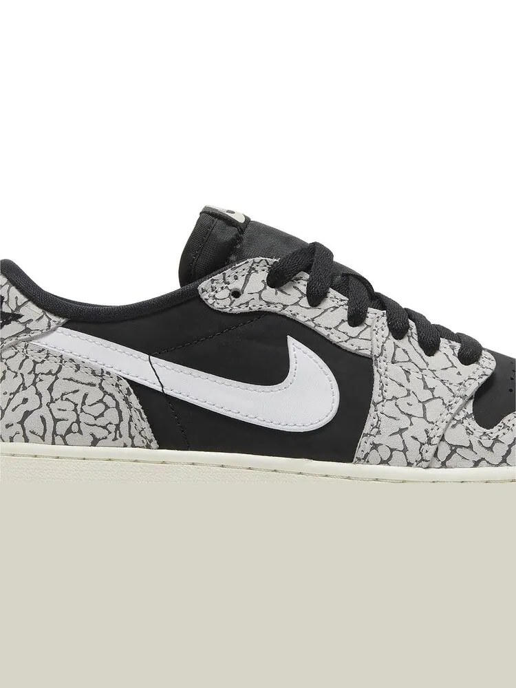 Кроссовки Air Jordan 1 Retro Low OG GS 'Black Cement' — изображение 2 из 4, черный
