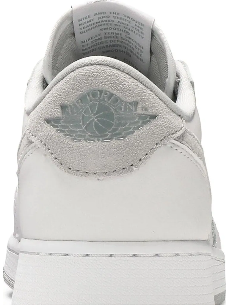 Кроссовки Air Jordan 1 Retro Low OG GS Neutral Grey 2021 — изображение 7 из 8, белый