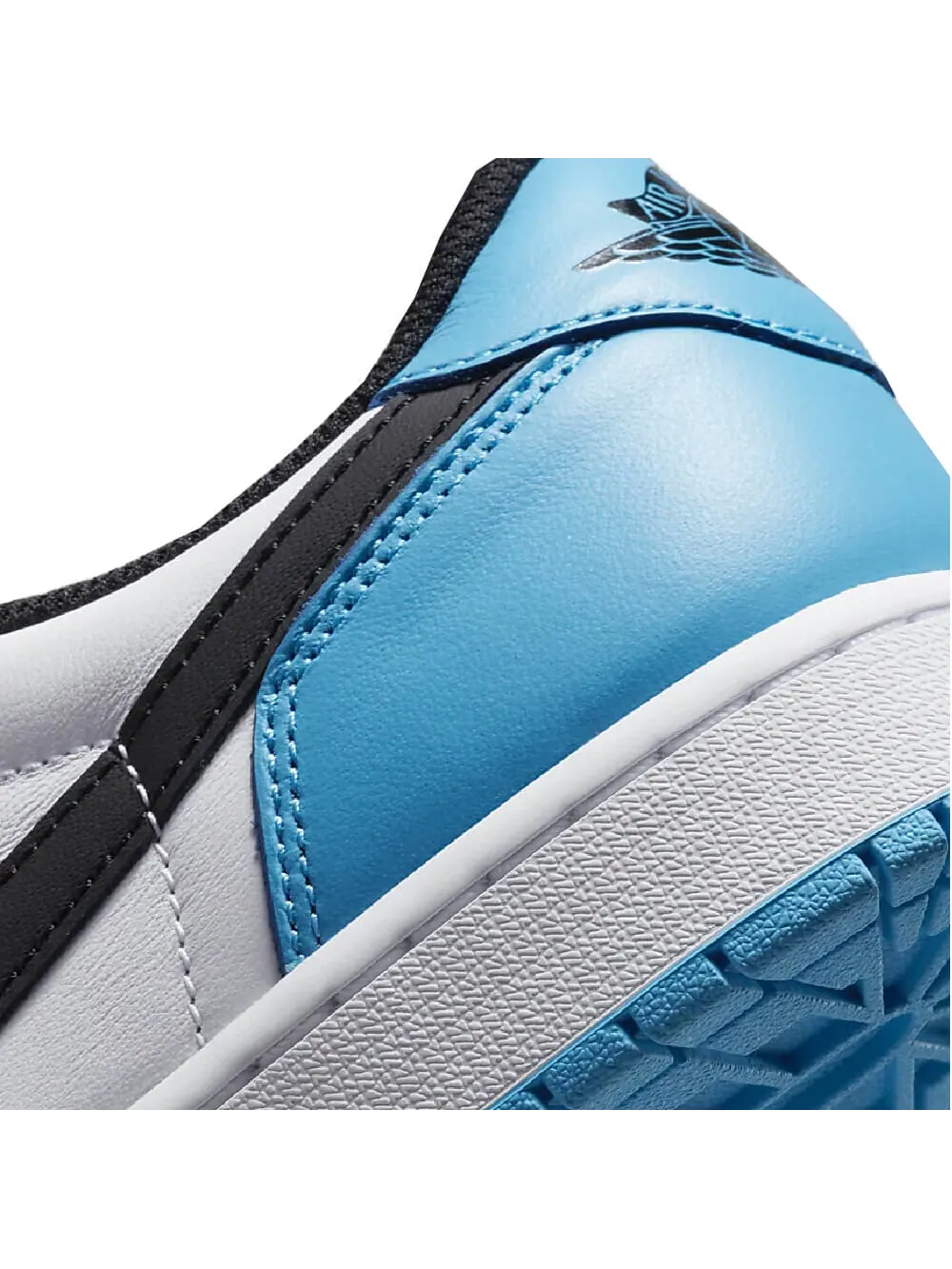 Кроссовки Nike Air Jordan 1 Low OG — изображение 7 из 9, белый синий