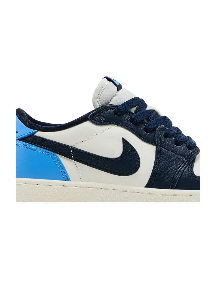 Кроссовки Air Jordan Air Jordan 1 Retro Low OG GS 'Obsidian UNC' — изображение 3 из 8, синий