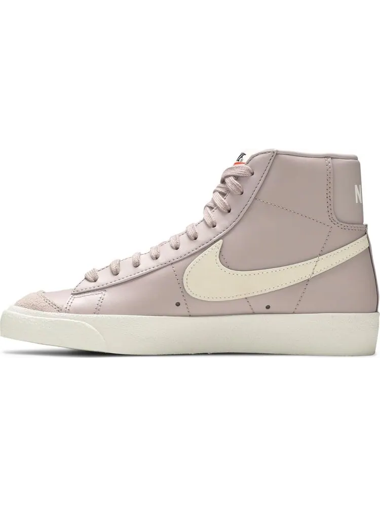 Кроссовки Nike Wmns Blazer Mid '77 'Mauve' — изображение 3 из 8, фиолетовый