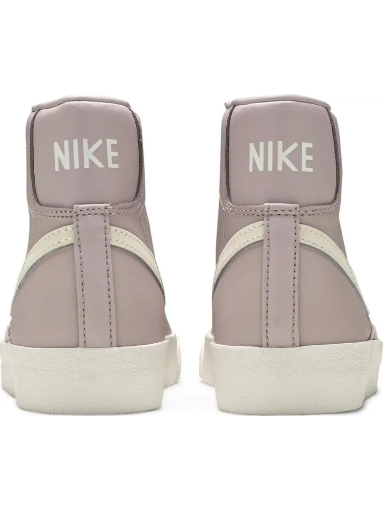 Кроссовки Nike Wmns Blazer Mid '77 'Mauve' — изображение 6 из 8, фиолетовый