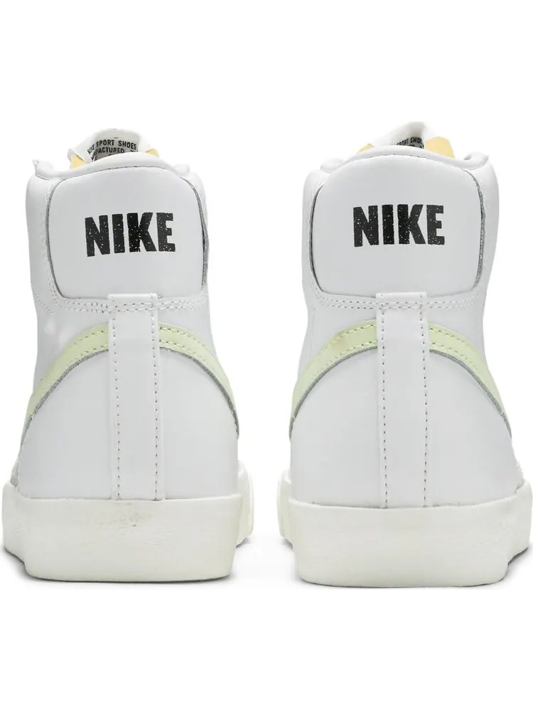 Кроссовки Nike Wmns Blazer Mid '77 'Barely Volt' — изображение 6 из 8, белый