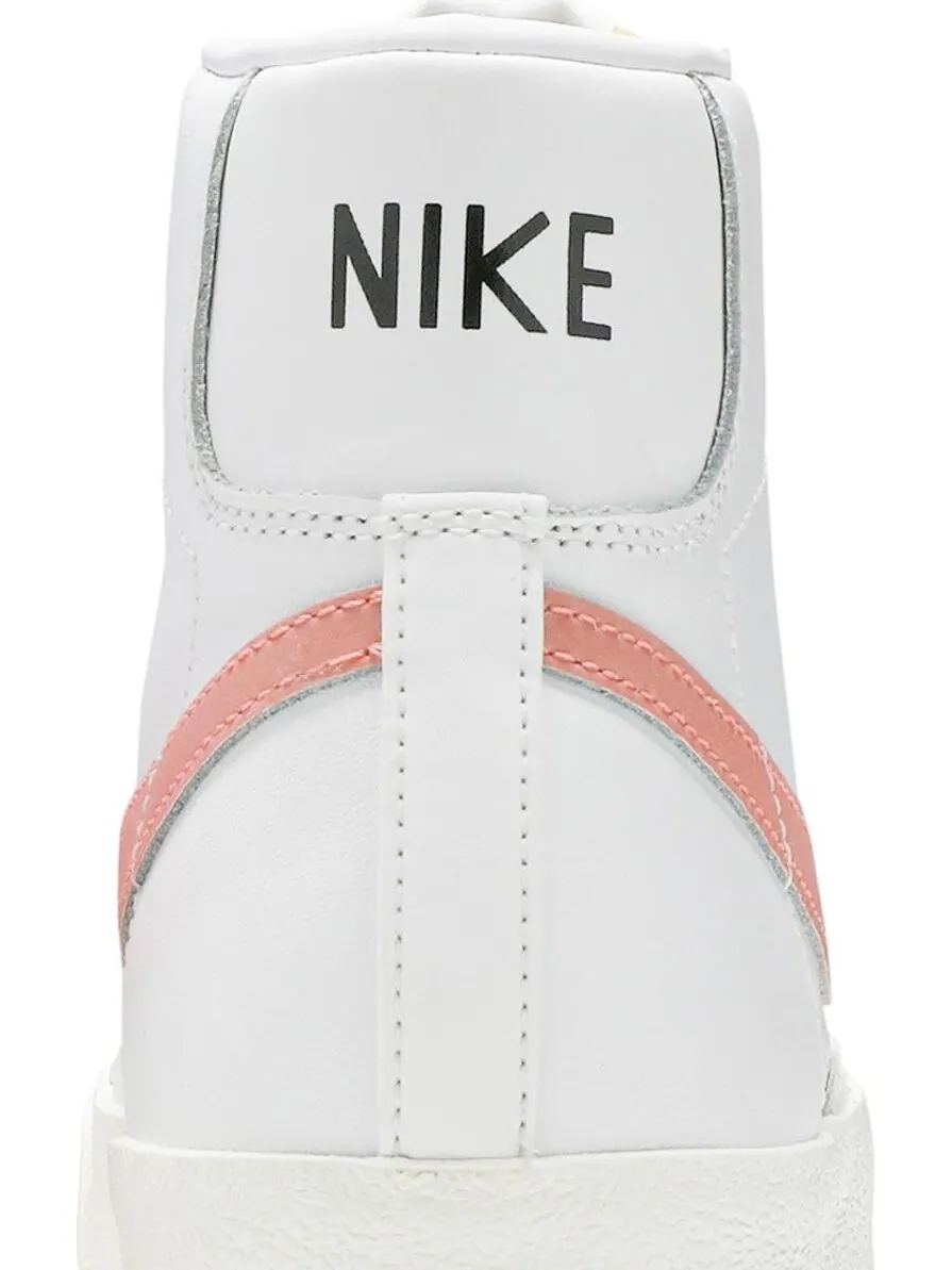 Кроссовки Nike Wmns Blazer '77 Vintage Mid 'Atomic Pink' — изображение 7 из 8, белый